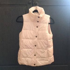 Puffy white vest